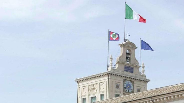 Premi per i rimpatri, dubbi su costi e procedure. La mossa dei due decreti al vaglio del Colle