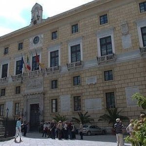 Comune di Palermo, via allo sconto delle tasse per l'emergenza Covid