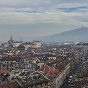 A Torino cala lo smog, l'aria è più pulita: da domani fine del blocco ai diesel Euro 4 e 5