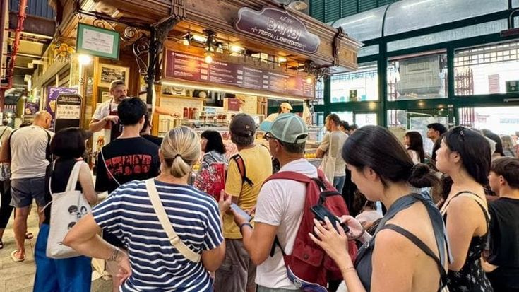 Panino e acqua ai fontanelli, una giornata da turista con soli 20 euro di budget