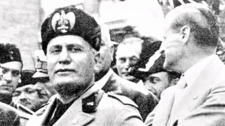 Brescia revoca la cittadinanza onoraria a Mussolini (ma 9 consiglieri comunali si astengono)
