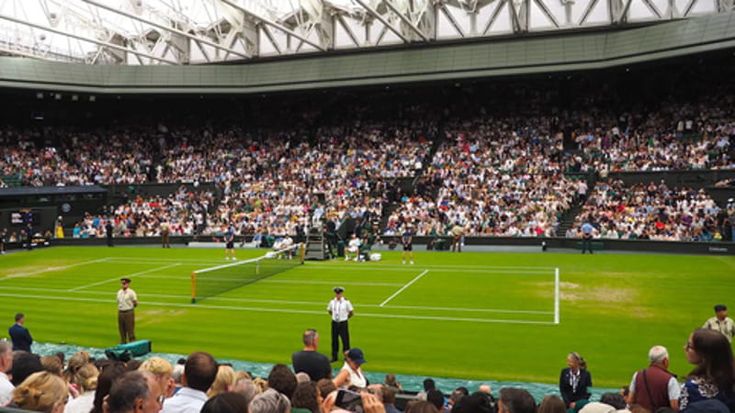 A Wimbledon il caso dei biglietti debenture che costano una fortuna e aggirano le regole