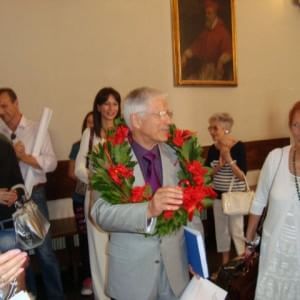 La storia di Luigi Milana, lo 'studente' dei record: a 81 anni consegue la sesta laurea