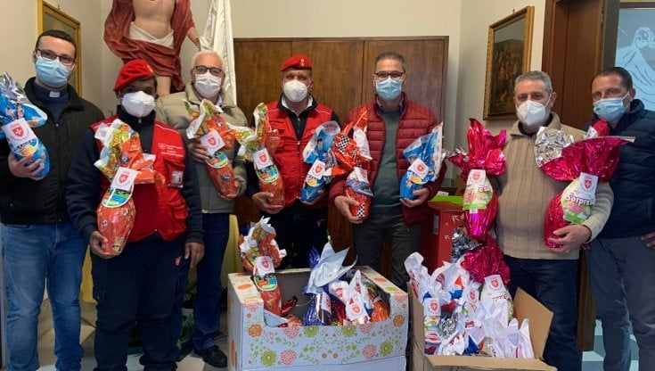 Palermo, oltre 200 uova di Pasqua donate ai bambini dell’ospedale Di Cristina