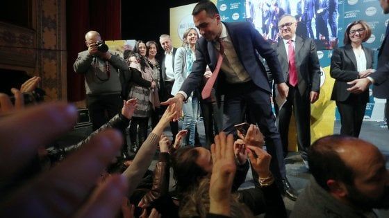 Elezioni politiche, Di Maio a Palermo: "Un flop i primi 100 giorni del governo Musumeci"