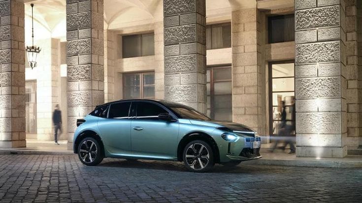 Ypsilon Turbo 100, Lancia ritorna al futuro con un motore solo a benzina e cambio manuale a 6 marce