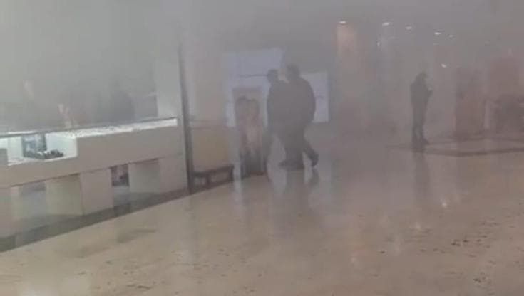 Manfredonia, assalto con fucile nel centro commerciale: momenti di paura. Nessun ferito