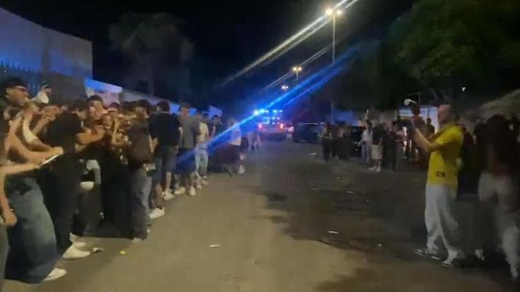 A Lecce la notte prima degli esami finisce in ospedale: studente ferito. L’ipotesi di una rissa