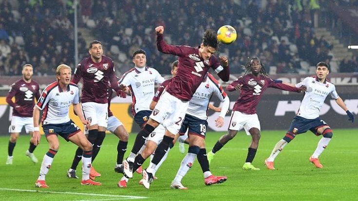 Torino-Genoa 1-1: Pinamonti rimedia a un'autorete di Thorsby