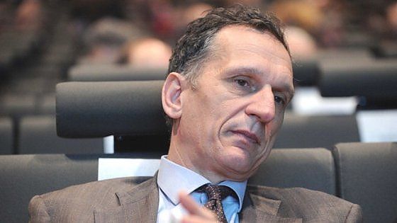 Telecom converte le azioni risparmio: un ostacolo sulla strada dei francesi