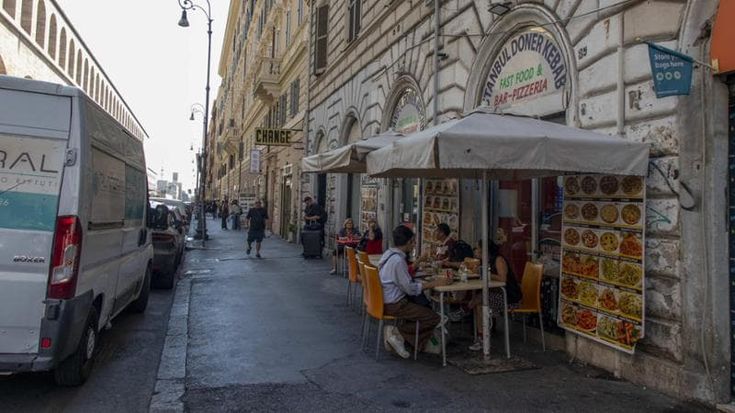 Termini, stretta sulla sicurezza: più telecamere nella zona rossa