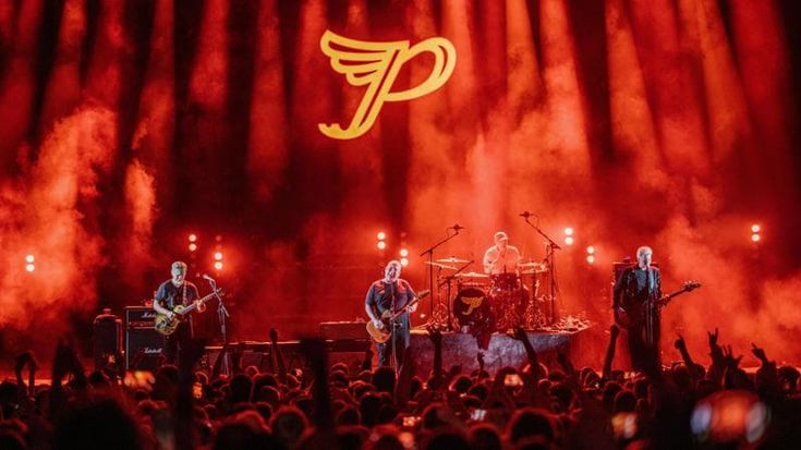 Pixies, il meglio del rock in 40 anni di musica appuntita e immortale