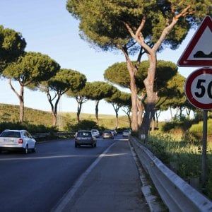 Roma,  Colombo a singhiozzo tre limiti in 2 chilometri: "Così è più pericolosa"