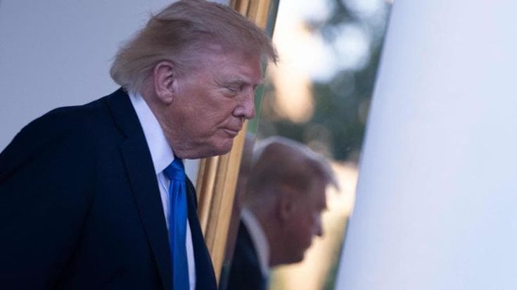 Giornalismo, Trump contro il New York Times: “IA ha diritto di addestrarsi sui vostri archivi”
