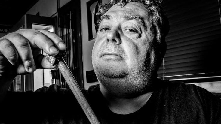 Luca Crovi: “I pomeriggi con papà, Moravia e Isgrò. Liala mi regalava confetti”