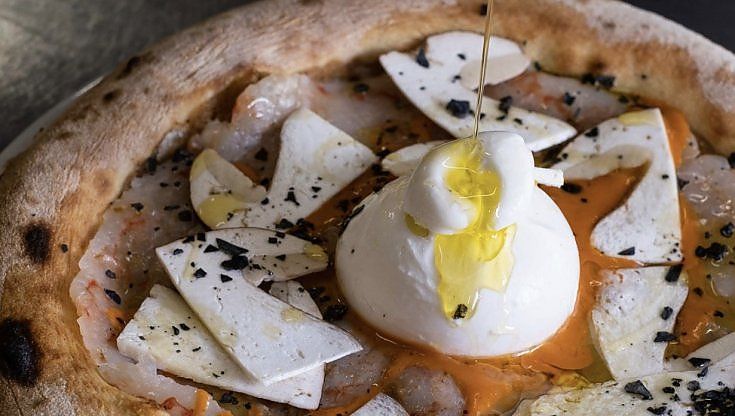Così formaggi sardi e salsiccia fanno la pizza ricca