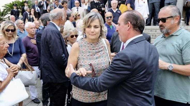 Federica Borrelli, figlia dello storico procuratore di Milano: “Berlusconi al Famedio? Una decisione fuori luogo. E il mio è un giudizio etico, non politico”