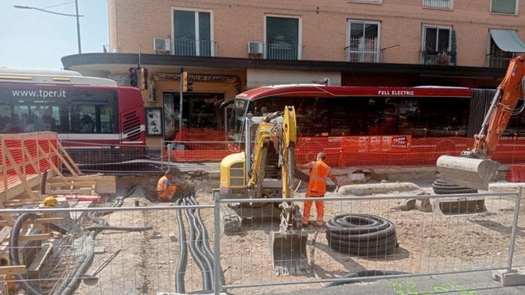 Tram, il ministero: “Finire tutto entro il 31 luglio”. Ma così la Linea Verde è a rischio