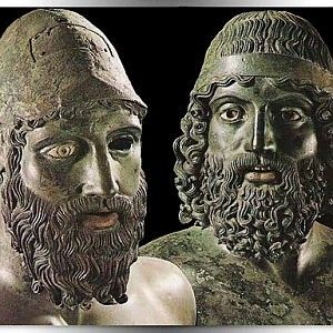 Arte, i Bronzi di Riace sono tornati nel museo di Reggio di Calabria
