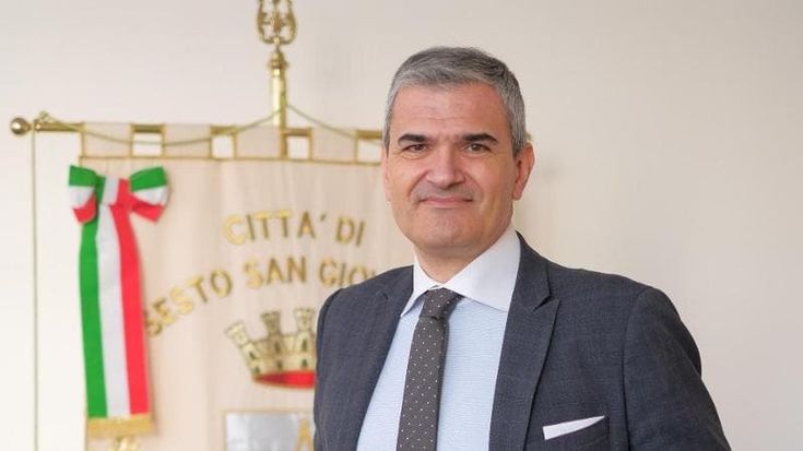 Retromarcia dell’assessore FdI di Sesto Laminarda: “Mai detto che l’omosessualità sia una malattia”