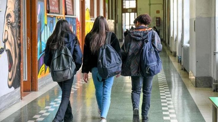 Nasce già tra i banchi di scuola la sfiducia nella politica