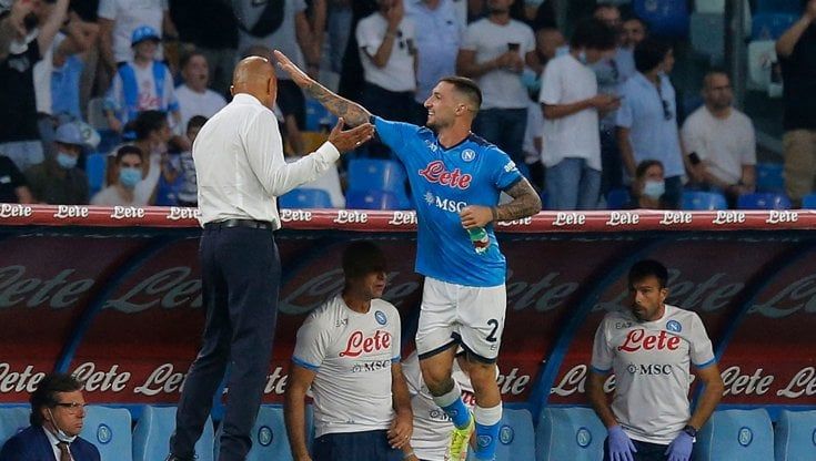 Napoli, a Leicester con più di un dubbio: ma intanto la burocrazia si sblocca