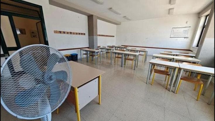 Solo una scuola su dieci con i condizionatori. “Posticipare il rientro”
