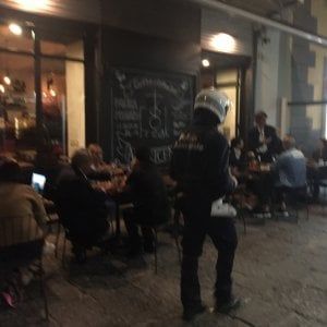 Movida, blitz a Chiaia: controllati 35 locali