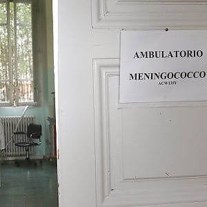 Livorno, un caso di meningite C: colpito un uomo di 53 anni