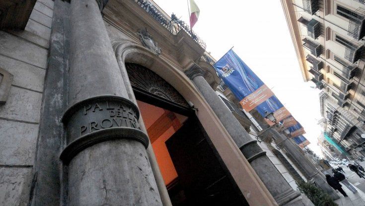 Tornano le province: il governo siciliano presenta legge per ripristinarle