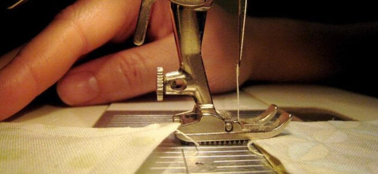 Maglia o uncinetto, lino o cotone: dalla Puglia una storia di donne che hanno stoffa