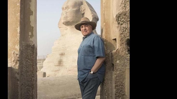 Zahi Hawass: “Molti mi associano a Indiana Jones, questo cappello è il mio marchio di fabbrica”