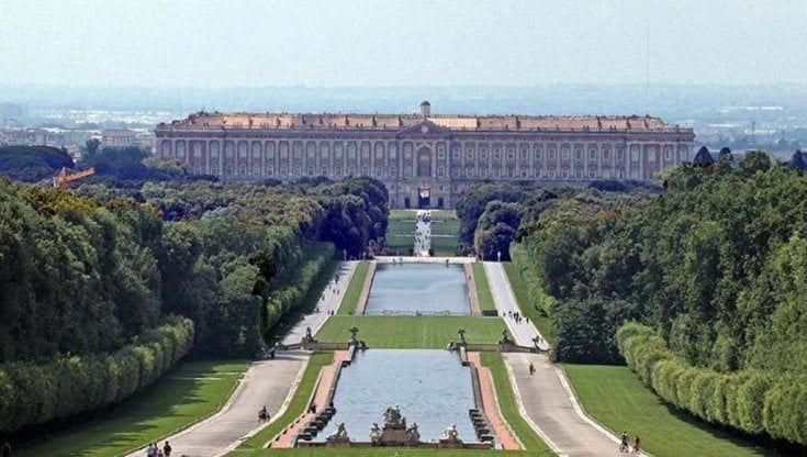  Reggia Caserta, lunedì 18 riapertura dopo due mesi di stop