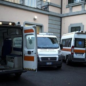 Allarme 118, servizio in crisi: pochi medici e infermieri 