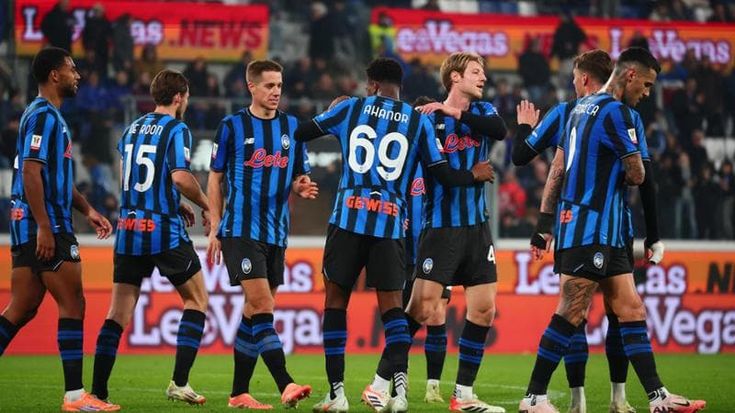 Atalanta ai quarti in scioltezza: il Genoa in 10 non oppone resistenza, 4-0