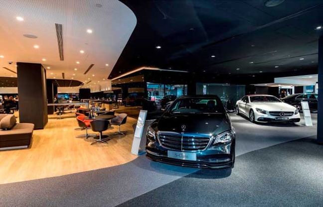 Mercedes-Benz lancia una nuova brand experience