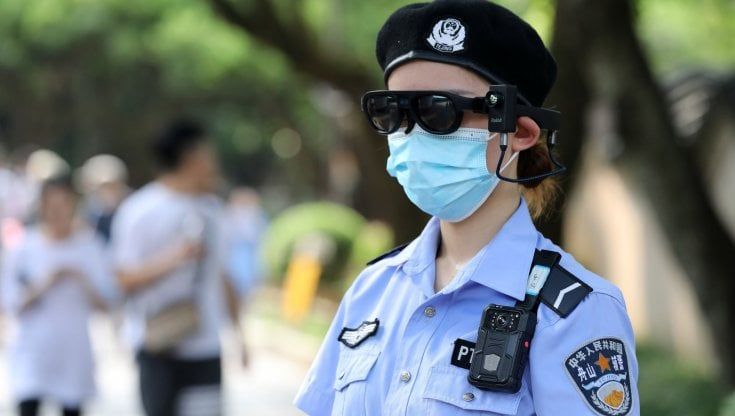 Facebook, Luxottica, Apple: gli smart glass sono la nuova frontiera degli occhiali