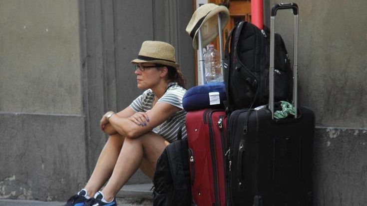 La guerra cambia le vacanze. Aerei più economici del 50%, traghetti carissimi e hotel strapieni