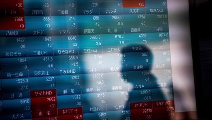 Borse europee in calo, il virus spaventa ancora i mercati. Solo Londra riesce a tenere