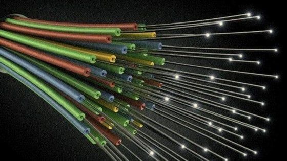 Società unica per la banda ultra larga. Vodafone, WindTre e Sky: "Indipendenza cruciale". Fastweb e Tiscali: "FiberCop aperta a tutti"