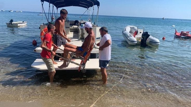 “Insulti in spiaggia contro disabile a Ogliastro marina”, la denuncia dell’associazione “Tommy 125” che sospende l’attività dopo una multa