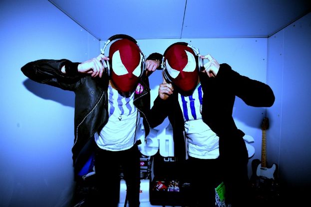L'elettronica che non ti aspetti: The Bloody Beetroots all'Estragon
