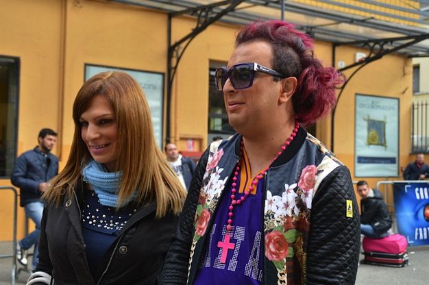 Grande Fratello 13, precari, studenti <br />e sosia in fila per un posto nella "casa"