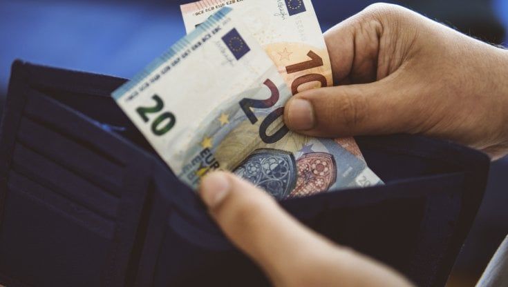 Educazione finanziaria: 7 famiglie italiane su 10 danno la “paghetta” ai propri figli