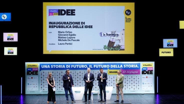 Repubblica delle Idee a Bologna, il direttore Orfeo: “Festeggiamo mezzo secolo e scriviamo insieme una storia di futuro”