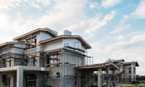 Oneri di costruzione, si cambia: edificare in periferia costerà di più 