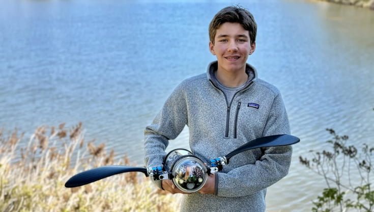 La tartaruga robotica di Evan, storia di un 15enne che vuole salvare l’oceano