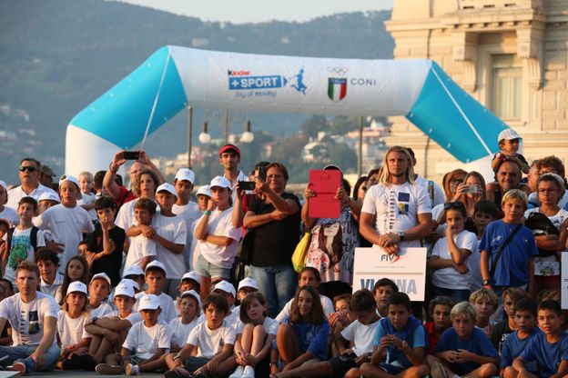 A Trieste sfilano i velisti di domani