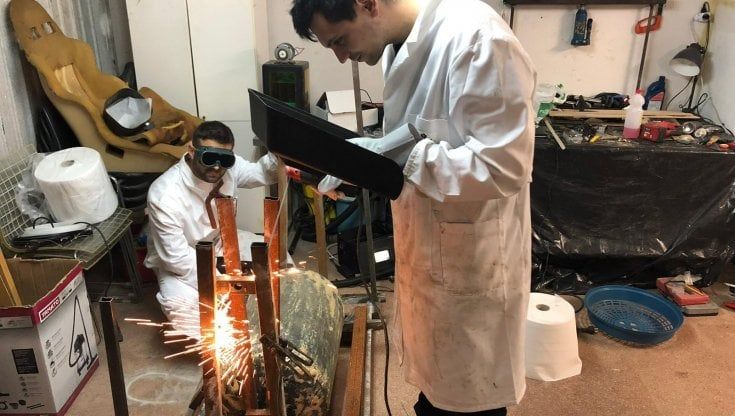 Mattoni dai gusci delle cozze: l'idea di una startup di Taranto per il riciclo sostenibile con una stampante 3D 