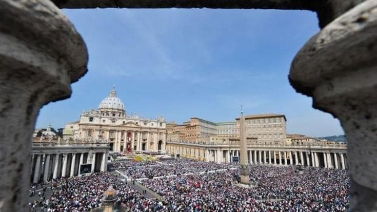Santa Sede, il bilancio torna in attivo: deficit operativo dimezzato, bene investimenti e donazioni